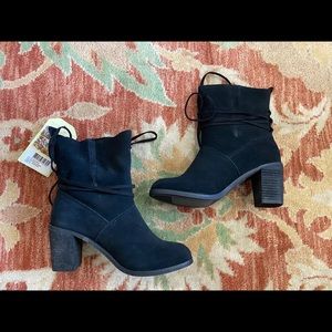 (339) Toms Mika Suede